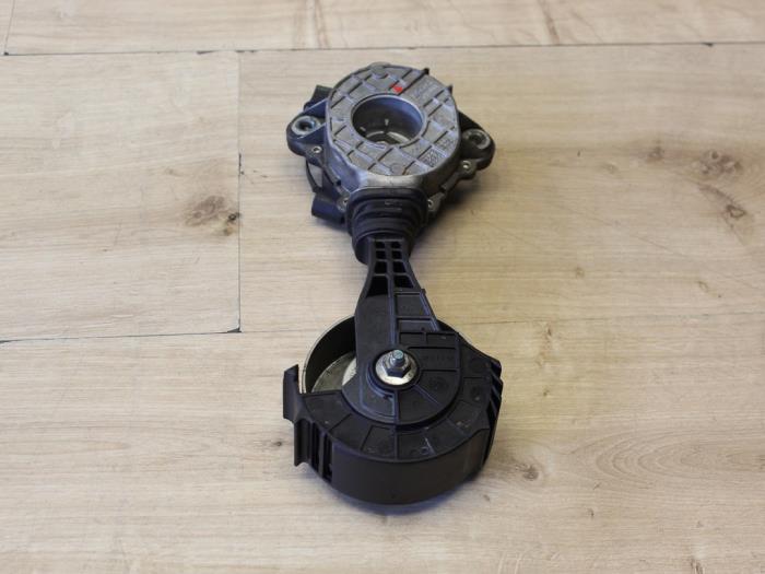 Usados Rodillo tensor correa múltiple Mini Mini (R56) 1.6 16V Cooper S Precio € 24,99 IVA incluido ofrecido por Miniparts24