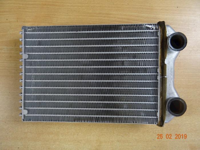 Heating radiator from a MINI Mini Open (R52) 1.6 16V Cooper 2004