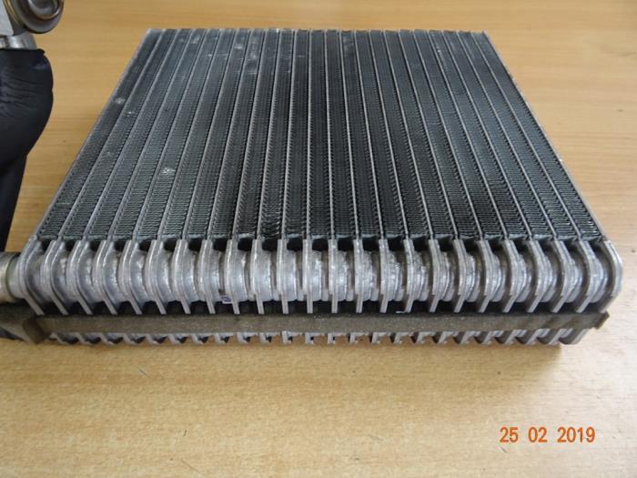Air conditioning vaporiser from a MINI Mini Open (R52) 1.6 16V Cooper 2004