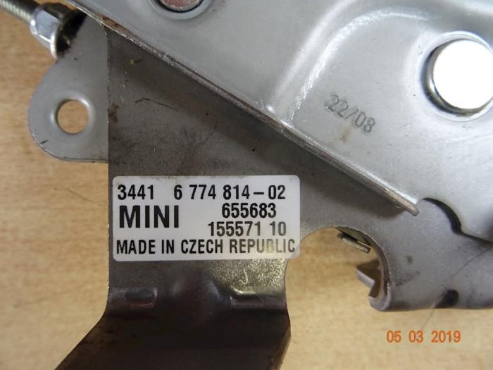 Mécanique frein à main d'un MINI Mini (R56) 1.6 16V Cooper S 2008