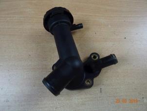 Used Thermostat housing BMW Mini One/Cooper (R50) 1.6 16V One Price € 19,50 Margin scheme offered by Miniparts24 - Miniteile24 GbR