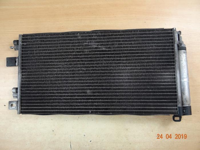 Klima Kondensor van een MINI Mini Cooper S (R53) 1.6 16V 2003