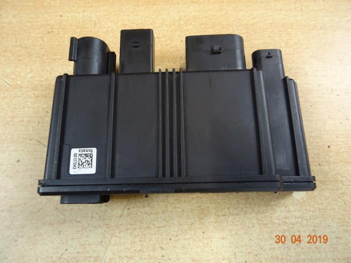 Usagé Ordinateur divers Mini Mini (F56) 1.2 12V One Prix € 35,70 Prix TTC proposé par Miniparts24