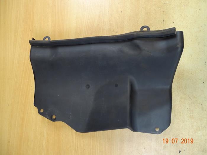 Gebrauchte Abdeckplatte sonstige BMW Mini (R50/53) 1.6 16V Cooper Preis € 32,50 Margenregelung angeboten von Miniparts24
