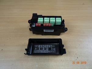 Usados Caja de fusibles Mini Mini Cooper S (R53) 1.6 16V Precio € 25,00 Norma de margen ofrecido por Miniparts24 - Miniteile24 GbR