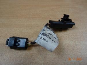 Used Camshaft sensor Mini Mini (R56) 1.6 Cooper D 16V Price € 15,00 Margin scheme offered by Miniparts24 - Miniteile24 GbR