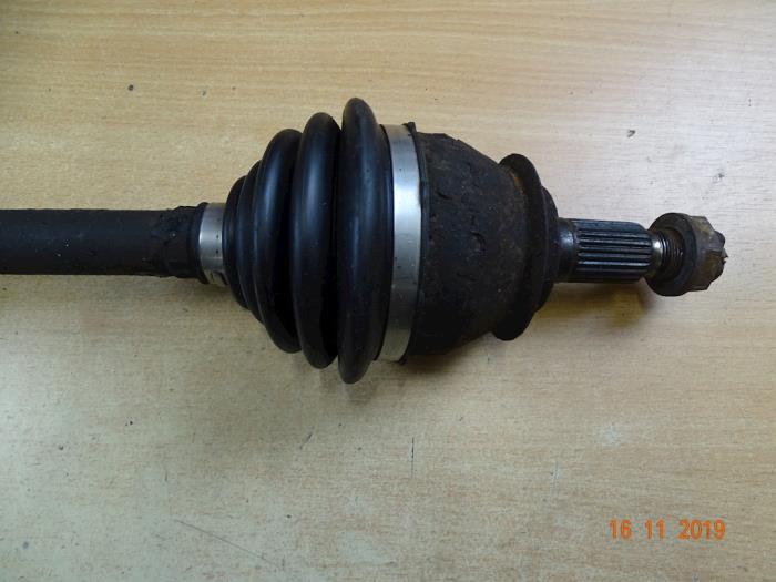 Front drive shaft, right from a MINI Clubman (R55) 1.6 16V Cooper S 2008