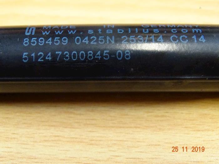 Set Gasdämpfer Heckklappe van een MINI Mini (F56) 1.2 12V One 2014
