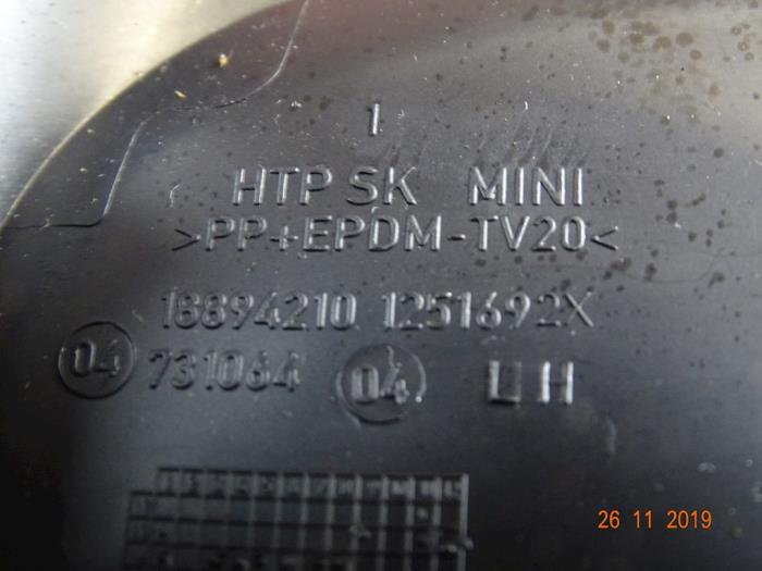 Varios de un MINI Mini (F56) 1.2 12V One 2014