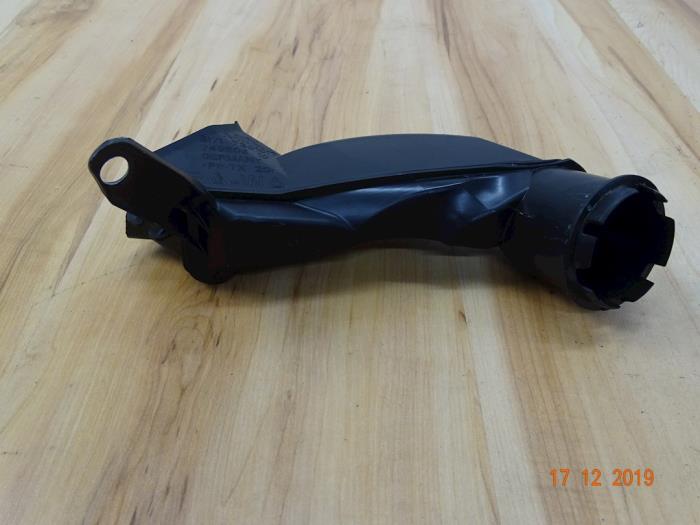 Begagnade Rör (diverse) Mini Mini (F56) 1.5 12V Cooper D Pris € 15,00 Marginaltabell erbjuds av Miniparts24