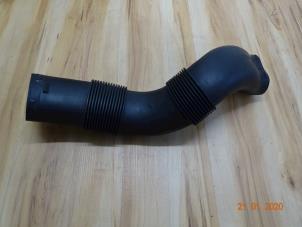 Used Air intake hose Mini Clubman (R55) 1.6 16V Cooper S Price € 19,50 Margin scheme offered by Miniparts24 - Miniteile24 GbR