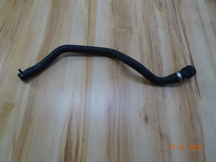 Gebrauchte Wasserrohr Mini Clubman (R55) 1.6 Cooper D Preis € 22,50 Margenregelung angeboten von Miniparts24