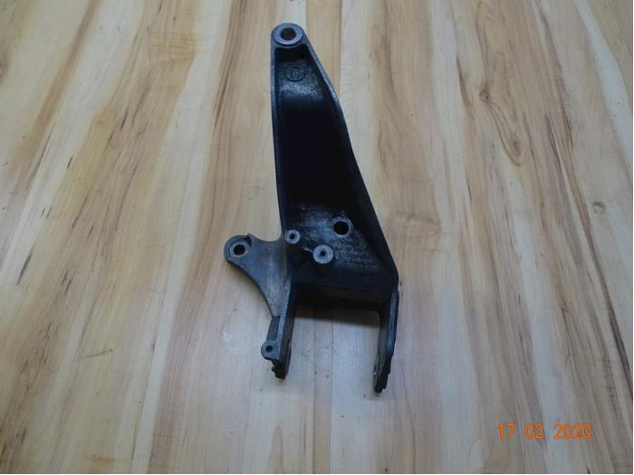 Gebrauchte Lagerhalter Getriebe BMW Mini (R50/53) 1.4 D One Preis € 22,50 Margenregelung angeboten von Miniparts24