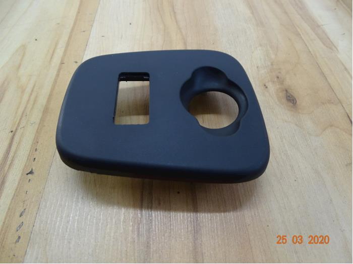Gebrauchte Abdeckplatte sonstige Mini ONE Preis € 29,75 Mit Mehrwertsteuer angeboten von Miniparts24