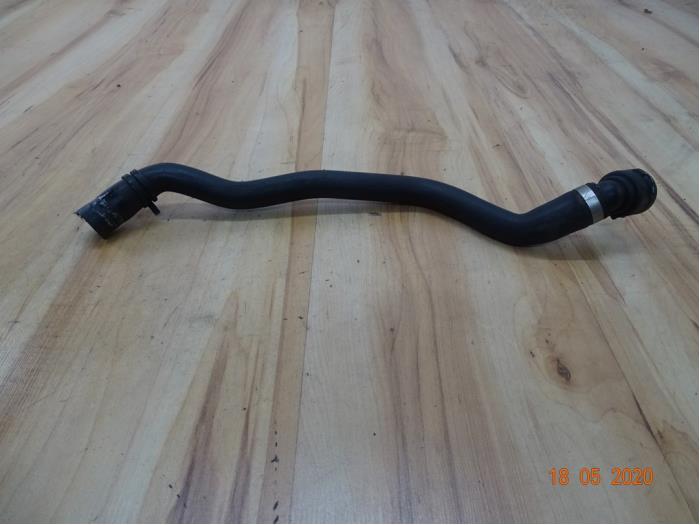 Begagnade Vattenrör Mini Mini (R56) 1.6 16V Cooper S Pris € 19,50 Marginaltabell erbjuds av Miniparts24