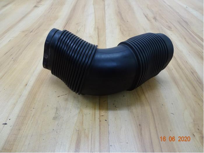 Begagnade Lufttratt Mini Mini (R56) 1.6 One D 16V Pris € 20,00 Marginaltabell erbjuds av Miniparts24