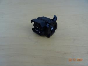 Used Ignition switch BMW Mini One/Cooper (R50) 1.6 16V One Price € 37,50 Margin scheme offered by Miniparts24 - Miniteile24 GbR