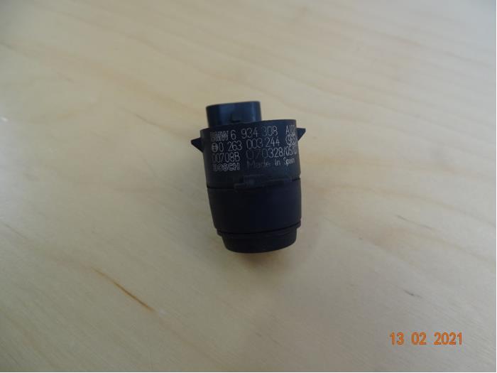 PDC Sensor Set from a MINI Mini (R56) 1.6 16V Cooper S 2007