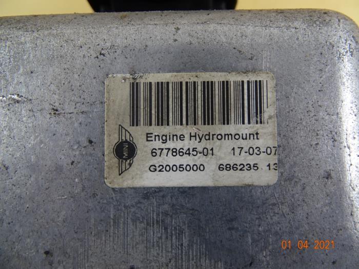 Support moteur d'un MINI Mini (R56) 1.6 16V Cooper 2007