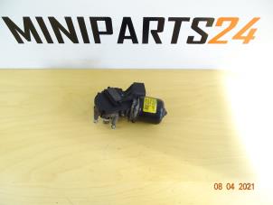 Używane Silnik wycieraczek przednich Mini Mini Cooper S (R53) 1.6 16V Cena € 47,60 Z VAT oferowane przez Miniparts24 - Miniteile24 GbR