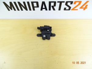 New Tailgate lock mechanism Mini Clubman (R55) Price € 77,35 Inclusive VAT offered by Miniparts24 - Miniteile24 GbR