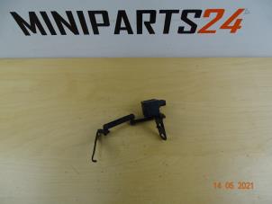 Used Xenon height adjustment Mini Mini Cooper S (R53) 1.6 16V Price € 29,63 Inclusive VAT offered by Miniparts24 - Miniteile24 GbR