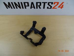 Used Support (miscellaneous) Mini Mini Cooper S (R53) 1.6 16V Price € 23,21 Inclusive VAT offered by Miniparts24 - Miniteile24 GbR