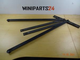 Used Tie rod Mini Mini Cooper S (R53) 1.6 16V Price € 118,88 Inclusive VAT offered by Miniparts24 - Miniteile24 GbR