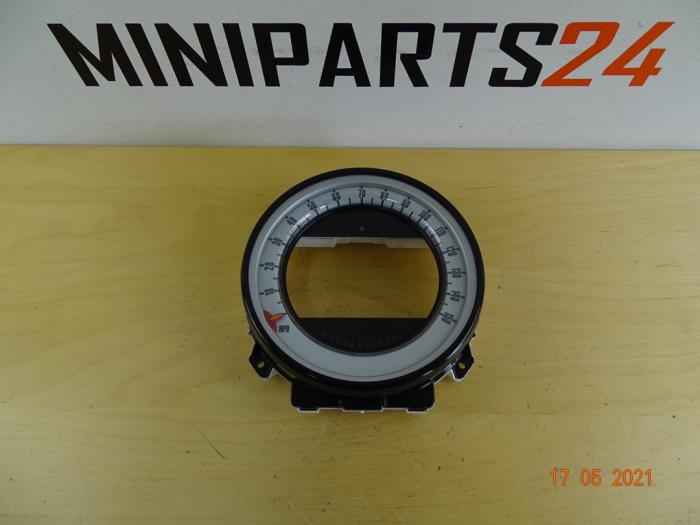 Cristal de cuentakilómetros de un MINI Mini (R56) 1.6 16V Cooper S 2007