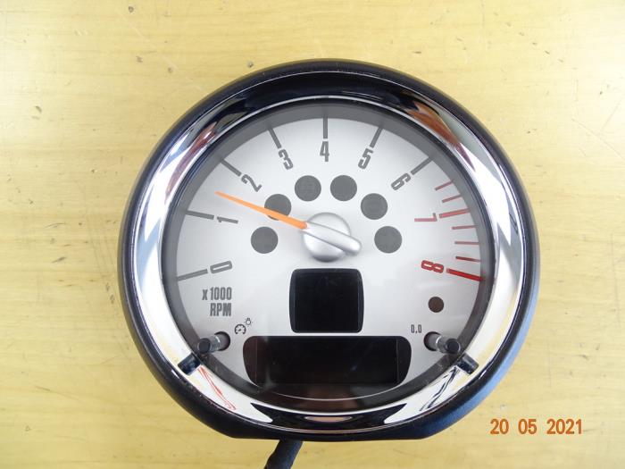 Tachometer from a MINI Mini (R56) 1.6 16V Cooper S 2011