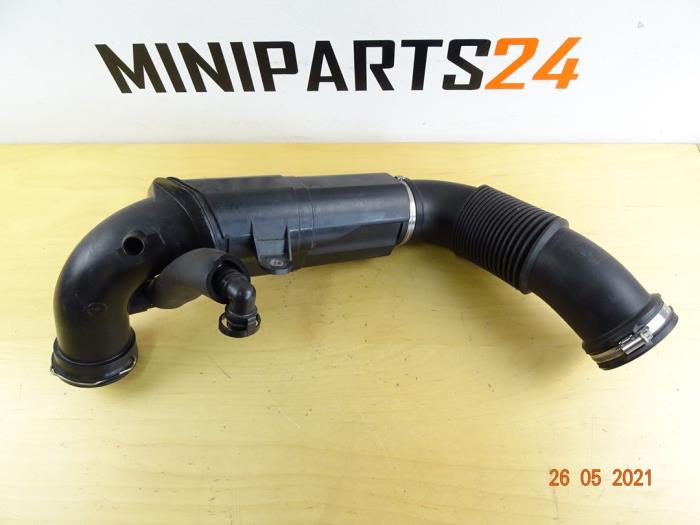 Begagnade Lufttratt Mini Countryman (F60) 1.5 12V Cooper Pris € 85,68 Inklusive moms erbjuds av Miniparts24