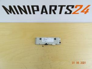 Used Antenna Amplifier Mini Mini (R56) 1.4 16V One Price € 29,63 Inclusive VAT offered by Miniparts24 - Miniteile24 GbR