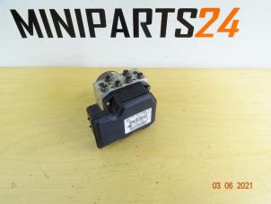 Usagé Pompe ABS Mini Countryman (R60) 1.6 Cooper D Prix € 237,88 Prix TTC proposé par Miniparts24 - Miniteile24 GbR