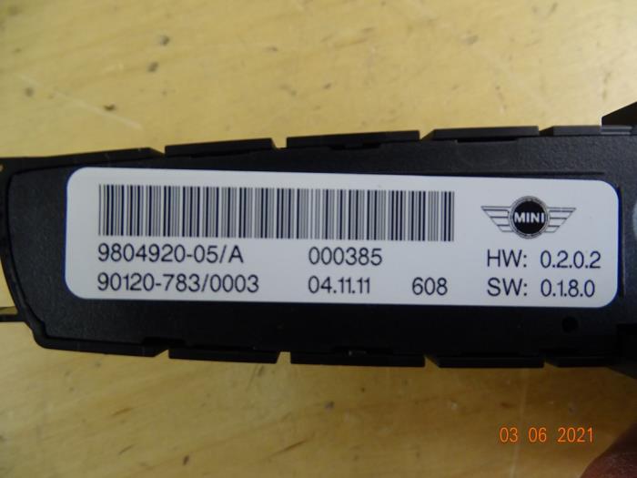 Interruptor (varios) de un MINI Countryman (R60) 1.6 Cooper D 2011