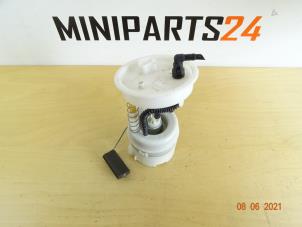 Używane Pompa benzynowa Mini Mini (R56) 1.4 16V One Cena € 89,13 Z VAT oferowane przez Miniparts24 - Miniteile24 GbR