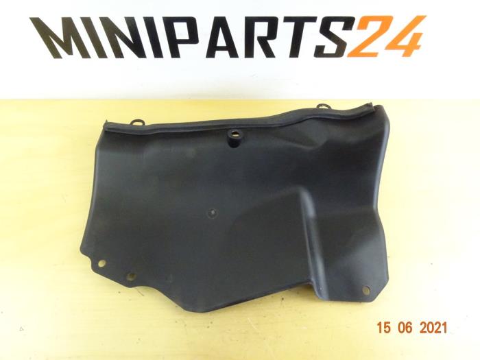 Gebrauchte Abdeckplatte sonstige BMW Mini (R50/53) 1.6 16V Cooper Preis € 29,63 Mit Mehrwertsteuer angeboten von Miniparts24