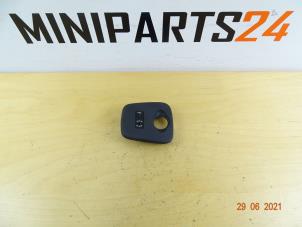 Used AUX / USB connection Mini Cooper S Price € 41,65 Inclusive VAT offered by Miniparts24 - Miniteile24 GbR