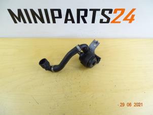 Used Additional water pump Mini Cooper S Price € 58,91 Inclusive VAT offered by Miniparts24 - Miniteile24 GbR