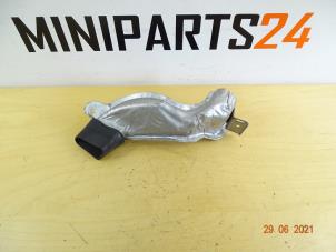 Usagé Guidage d'air Mini Cooper S Prix € 29,75 Prix TTC proposé par Miniparts24 - Miniteile24 GbR