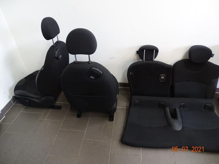 Fotele + kanapa (kompletne) z MINI Mini (R56) 1.6 16V Cooper 2007