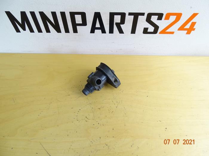 Begagnade Extra vattenpump BMW Mini (R50/53) 1.4 D One Pris € 23,80 Inklusive moms erbjuds av Miniparts24