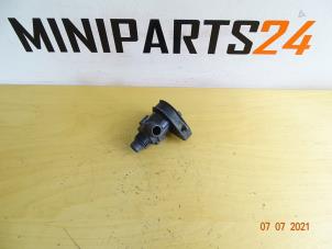 Used Additional water pump BMW Mini One/Cooper (R50) 1.4 D One Price € 23,80 Inclusive VAT offered by Miniparts24 - Miniteile24 GbR