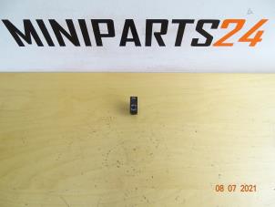 Used AUX / USB connection Mini Cooper S Price € 29,75 Inclusive VAT offered by Miniparts24 - Miniteile24 GbR