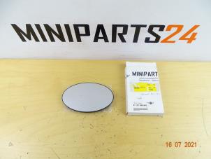 New Mirror glass, left BMW Mini One/Cooper (R50) 1.6 16V Cooper Price € 41,65 Inclusive VAT offered by Miniparts24 - Miniteile24 GbR