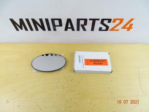 New Mirror glass, right BMW Mini One/Cooper (R50) 1.4 16V One Price € 47,60 Inclusive VAT offered by Miniparts24 - Miniteile24 GbR