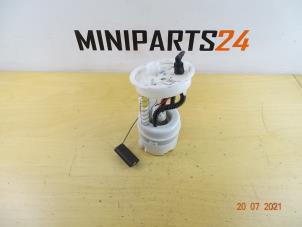 Usagé Filtre à carburant Mini Mini (R56) 1.6 16V Cooper Prix € 89,13 Prix TTC proposé par Miniparts24 - Miniteile24 GbR