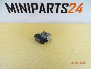 Gebrauchte Schließmechanik Heckklappe Mini Mini (R56) 1.6 Cooper D 16V Preis € 29,75 Mit Mehrwertsteuer angeboten von Miniparts24 - Miniteile24 GbR