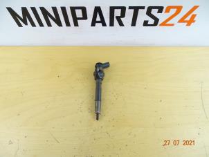 Used Injector (diesel) Mini Countryman (R60) 1.6 Cooper D ALL4 Price € 77,35 Inclusive VAT offered by Miniparts24 - Miniteile24 GbR
