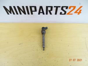Used Injector (diesel) Mini Clubman (R55) 1.6 Cooper D Price € 77,35 Inclusive VAT offered by Miniparts24 - Miniteile24 GbR