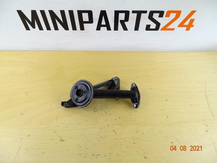 Gebrauchte Öl Ansaugrohr Mini Clubman (R55) 1.6 Cooper D Preis € 41,65 Mit Mehrwertsteuer angeboten von Miniparts24